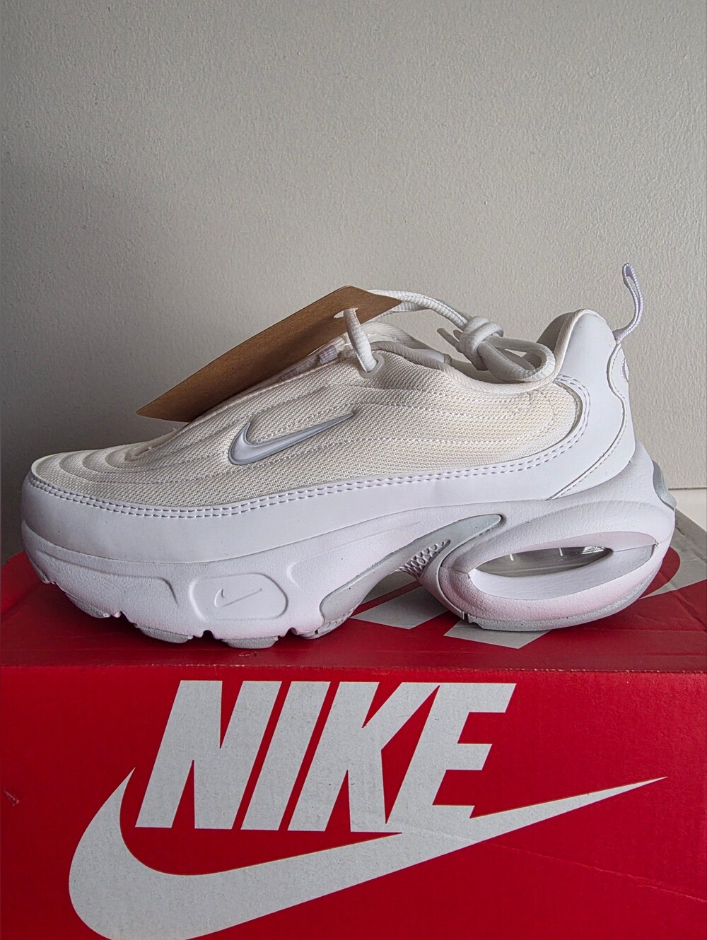 Nike Air Max Portal Women's Size 6 New With Box